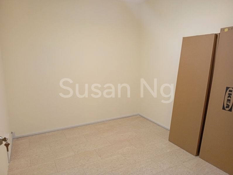 Common Room (Condo) for Rent in  Le Crescendo - Image 3
