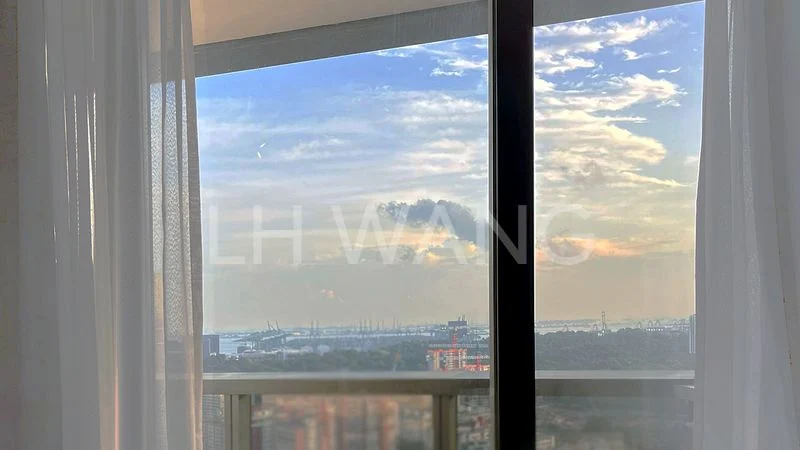 1 Bed Condo for Sale in  Commonwealth Towers - Image 3
