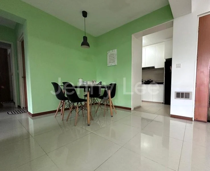 4 Room (4A) HDB for Sale in  220A Sumang Lane - Image 3