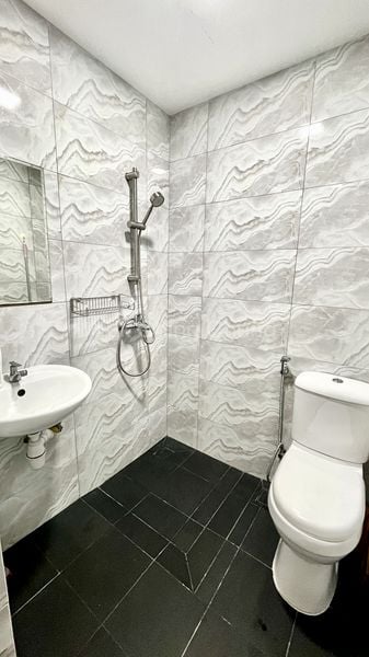 3 Bed Apartment (Condo) for Rent in  The Sunny Spring - Image 7