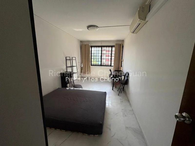 4 Room (4NG) HDB for Rent in  152 Yung Ho Road - Image 6