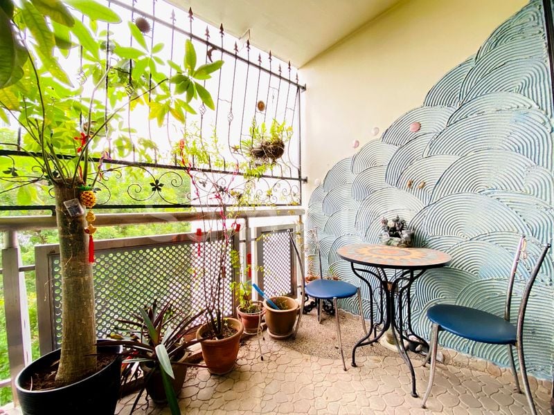 5 Room (5I) HDB for Sale in  142 Rivervale Crescent - Image 3