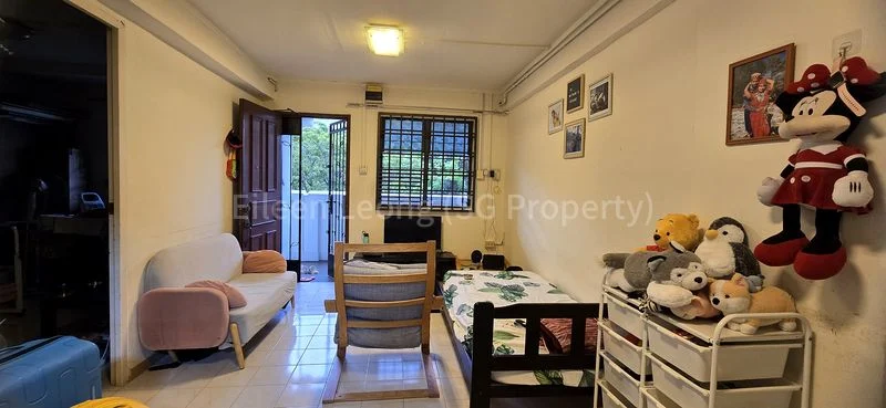 3 Room (3I) HDB for Rent in  620 Hougang Avenue 8 - Image 1