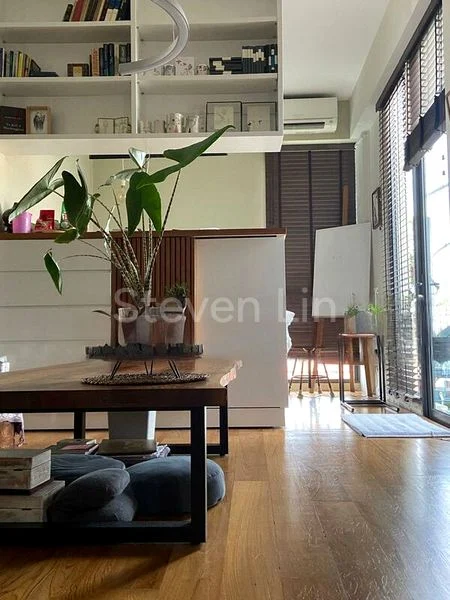 1 Bed Condo for Sale in  The Cristallo - Image 3