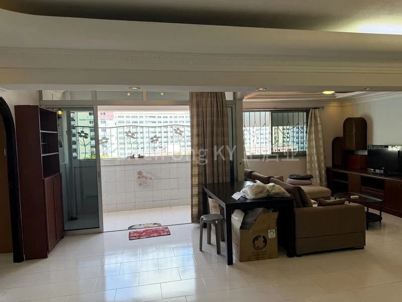 5 Room (5I) HDB for Rent in  118 Pasir Ris Street 11 - Image 3
