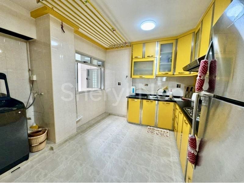 5 Room (5I) HDB for Sale in  621 Bukit Batok Central - Image 8