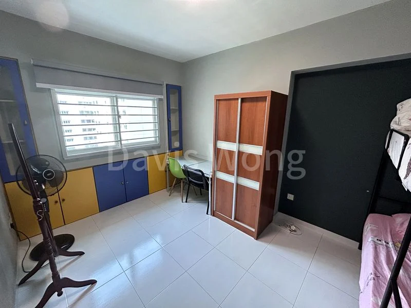 5 Room (5A) HDB for Rent in  107D Edgefield Plains - Image 1