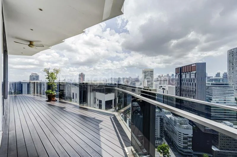 3 Bed Condo for Sale in  The Tate Residences - Image 12