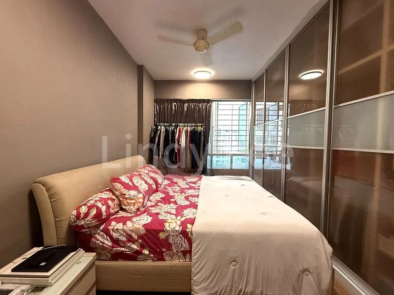 4 Bed Condo for Sale in  Northoaks - Image 1
