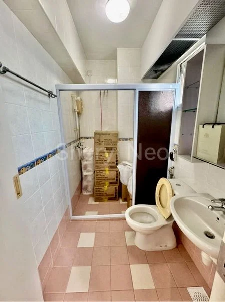 5 Room (5I) HDB for Sale in  621 Bukit Batok Central - Image 10