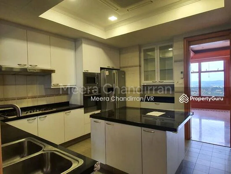 5 Bed Condo for Rent in  Four Seasons Park - Image 13