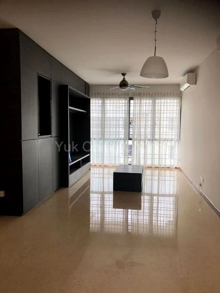 3 Bed Condo for Rent in  The Waterina - Image 1