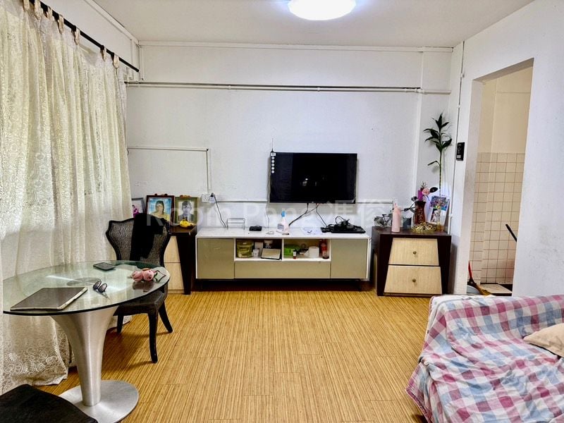 4 Room (4S) HDB for Sale in  436 Woodlands Street 41 - Image 2