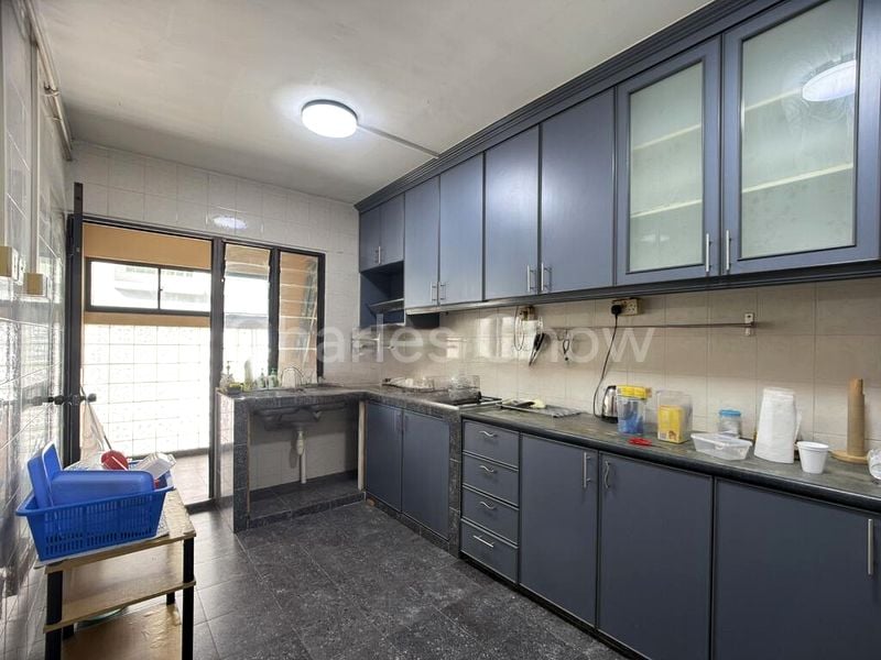 Executive HDB for Rent in  189A Rivervale Drive - Image 4