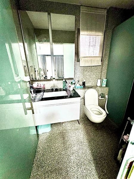 2 Bed Condo for Sale in  Seahill - Image 5
