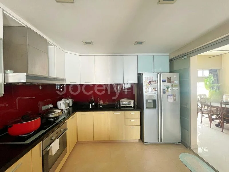 4 Bed Condo for Sale in  Azalea Park Condominium - Image 16