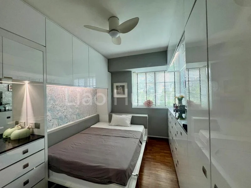 3 Bed Condo for Sale in  The Jade - Image 9