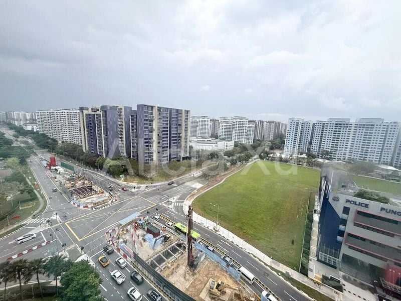 3 Bed Condo for Sale in  River Isles - Image 11