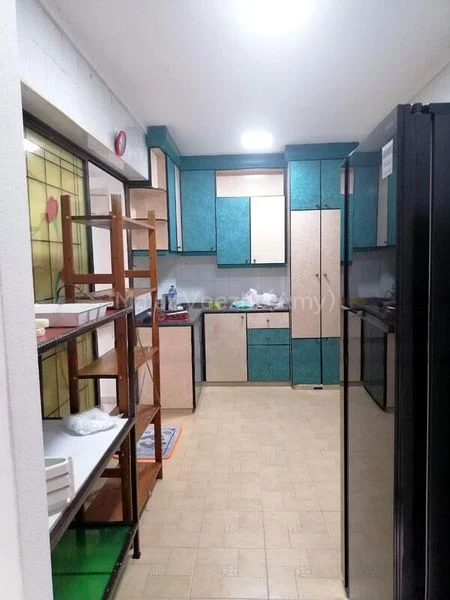 5 Room (5I) HDB for Rent in  290G Bukit Batok Street 24 - Image 5