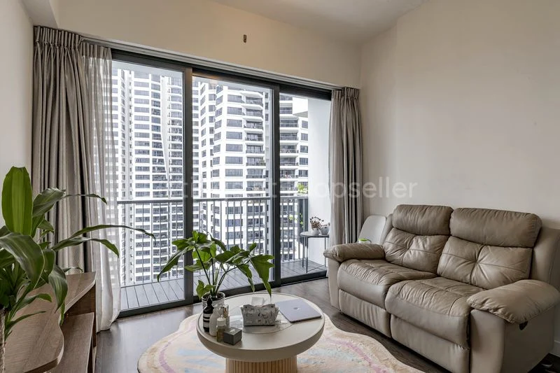 1 Bed Condo for Sale in  D'leedon - Image 2