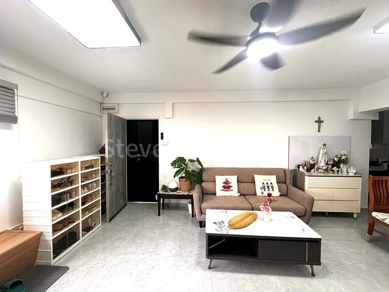 4 Room (4A) HDB for Sale in  254 Ang Mo Kio Avenue 4 - Image 1