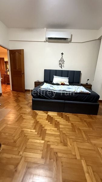 5 Bed Apartment (Condo) for Rent in  One Chatsworth - Image 7