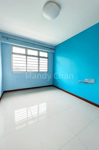 5 Room (5I) HDB for Sale in  511B Yishun Street 51 - Image 3