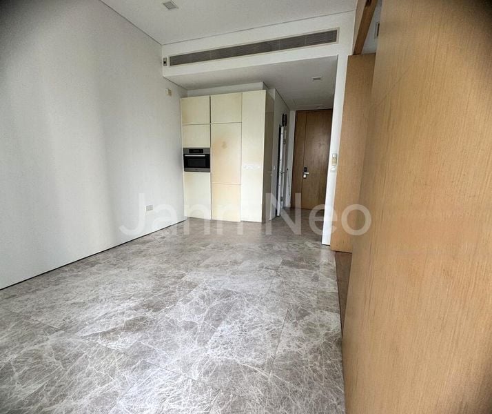 1 Bed Condo for Sale in  The Laurels - Image 6