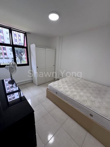 Common Room (HDB) for Rent in  360B Admiralty Drive - Image 3