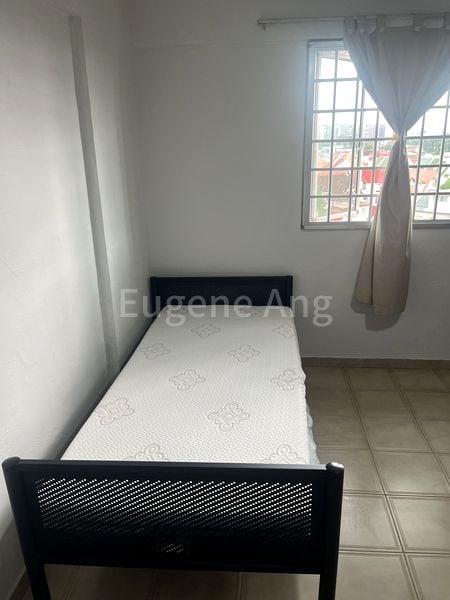 4 Room (4NG) HDB for Rent in  220 Serangoon Avenue 4 - Image 1