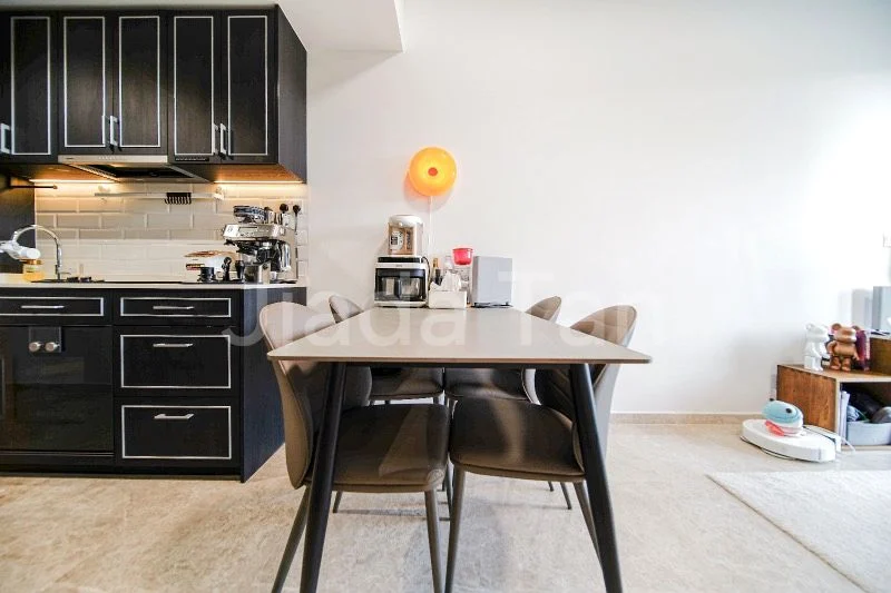 1 Bed Condo for Sale in  Mayfair Modern - Image 3