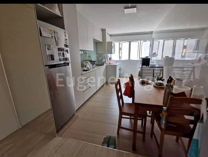 Common Room (HDB) for Rent in  218 Serangoon Avenue 4 - Image 3