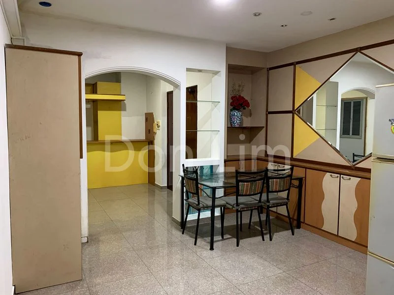 4 Bed Apartment (Condo) for Rent in  Ritz Mansion - Image 2