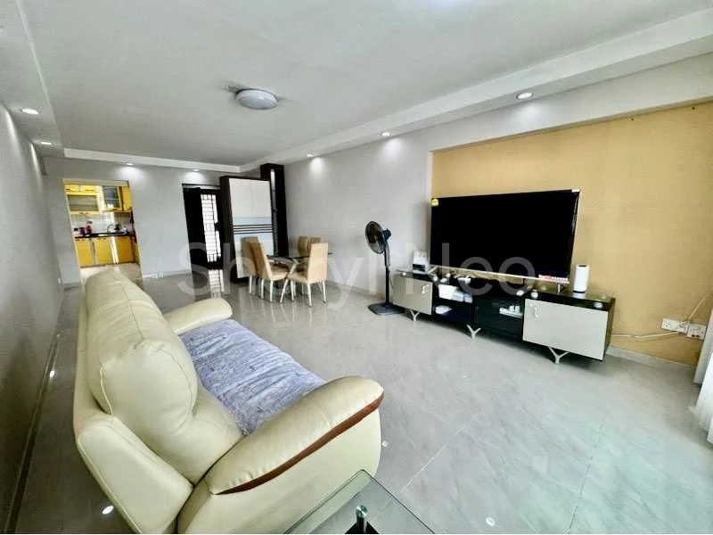 5 Room (5I) HDB for Sale in  621 Bukit Batok Central - Image 1