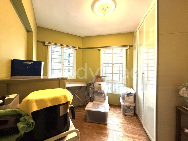 4 Bed Condo for Sale in  Northoaks - Image 4