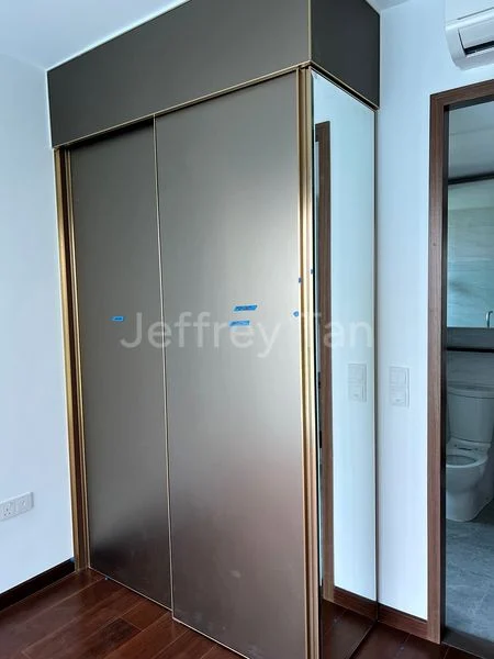 3 Bed Condo for Sale in  Normanton Park - Image 8