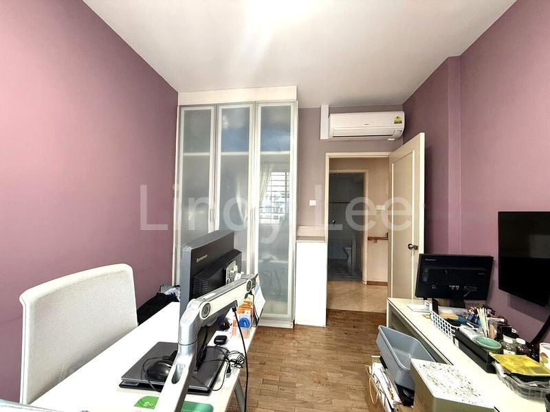 4 Bed Condo for Sale in  Northoaks - Image 7