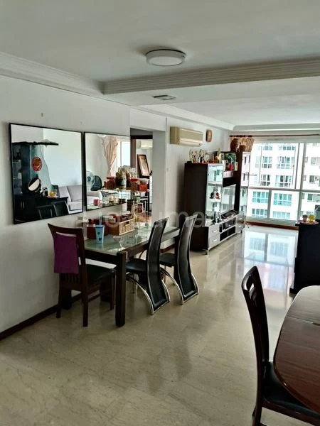 3+1 Bed Condo for Sale in  Evergreen Park - Image 2