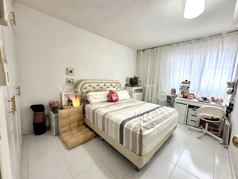 4 Room (4S) HDB for Sale in  369 Bukit Batok Street 31 - Image 6