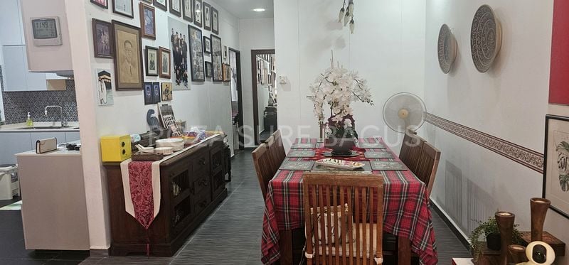 4 Room (4A) HDB for Sale in  30 Cassia Crescent - Image 4