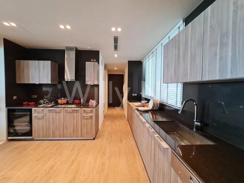 4 Bed Condo for Sale in  Cape Royale - Image 11