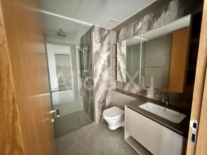 1 Bed Condo for Sale in  Penrose - Image 9