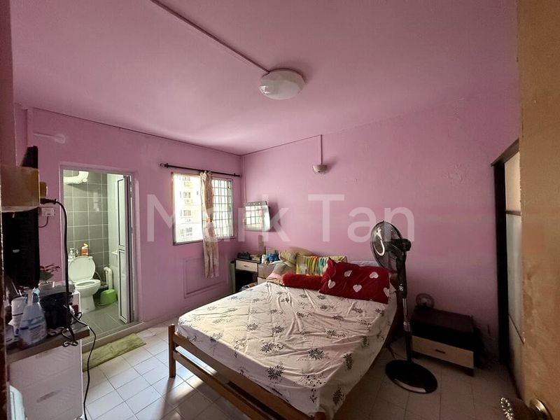 3 Room (3A) HDB for Sale in  341 Bukit Batok Street 34 - Image 10