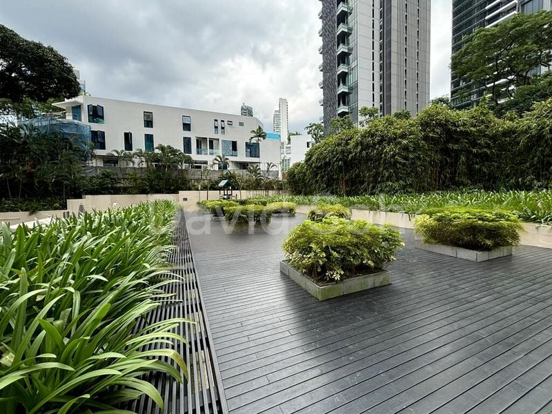 3 Bed Condo for Rent in  The Colonnade - Image 7