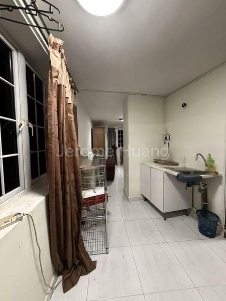 Room (Landed) for Rent in  Pasir Panjang Road - Image 4