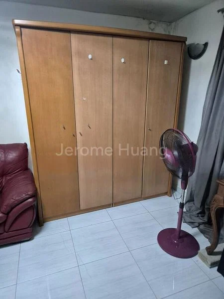 Room (Landed) for Rent in  Pasir Panjang Road - Image 11