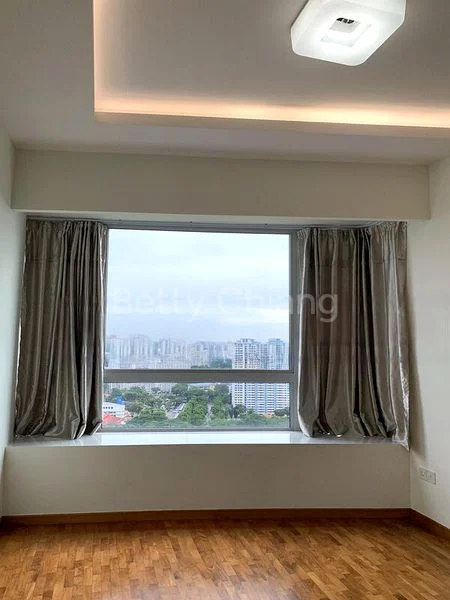 3 Bed Condo for Rent in  Clover By The Park - Image 3