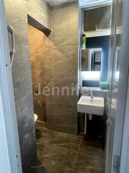 Master Room (Condo) for Rent in  Lorong 36 Geylang - Image 3