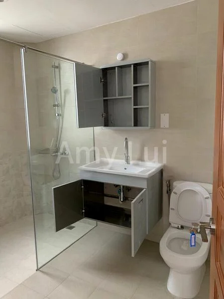 4 Bed Condo for Rent in  Beverly Hill - Image 1