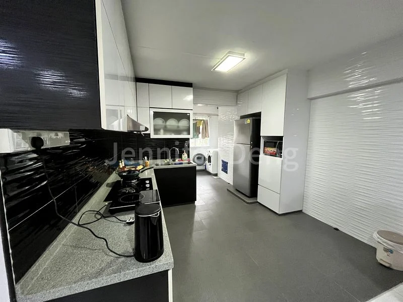Common Room (HDB) for Rent in  942 Jurong West Street 91 - Image 2
